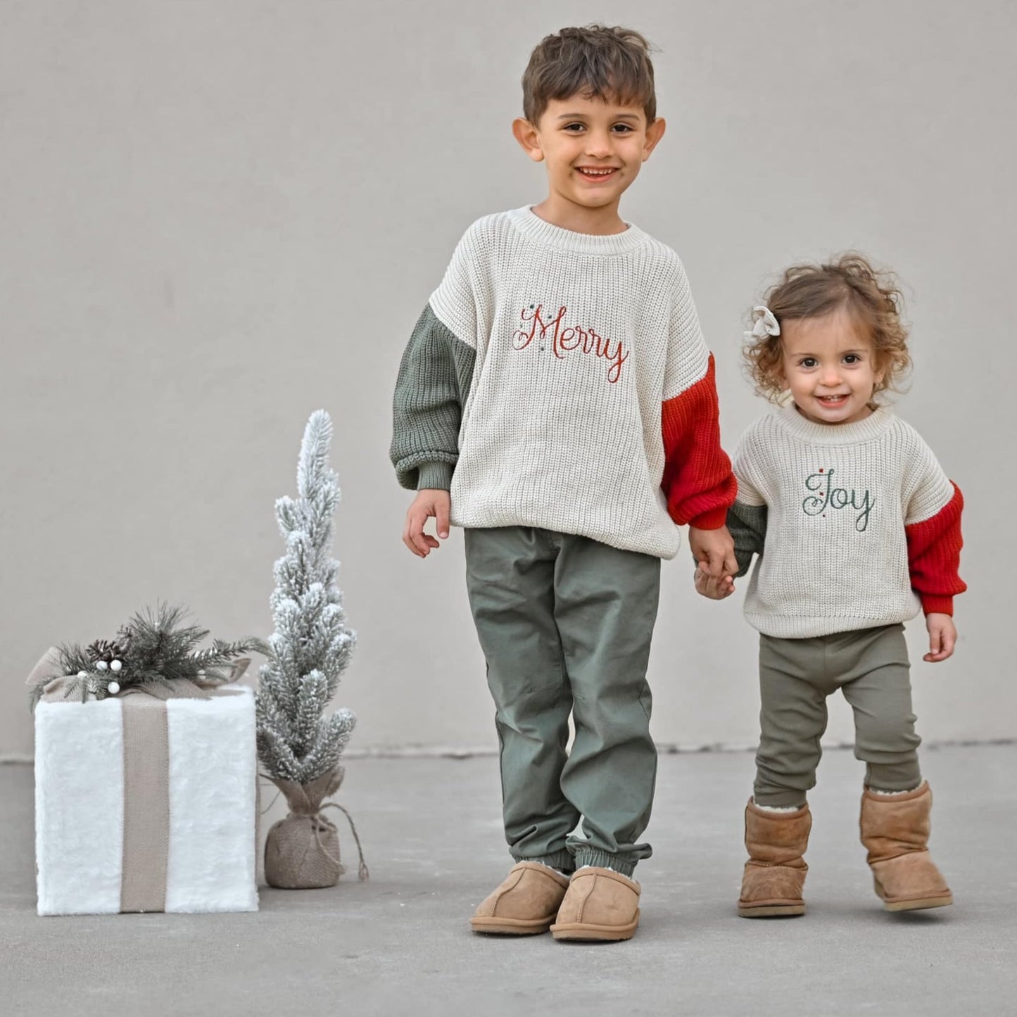 Grobstrickpullover mit weihnachtlichem Colorblock-Muster