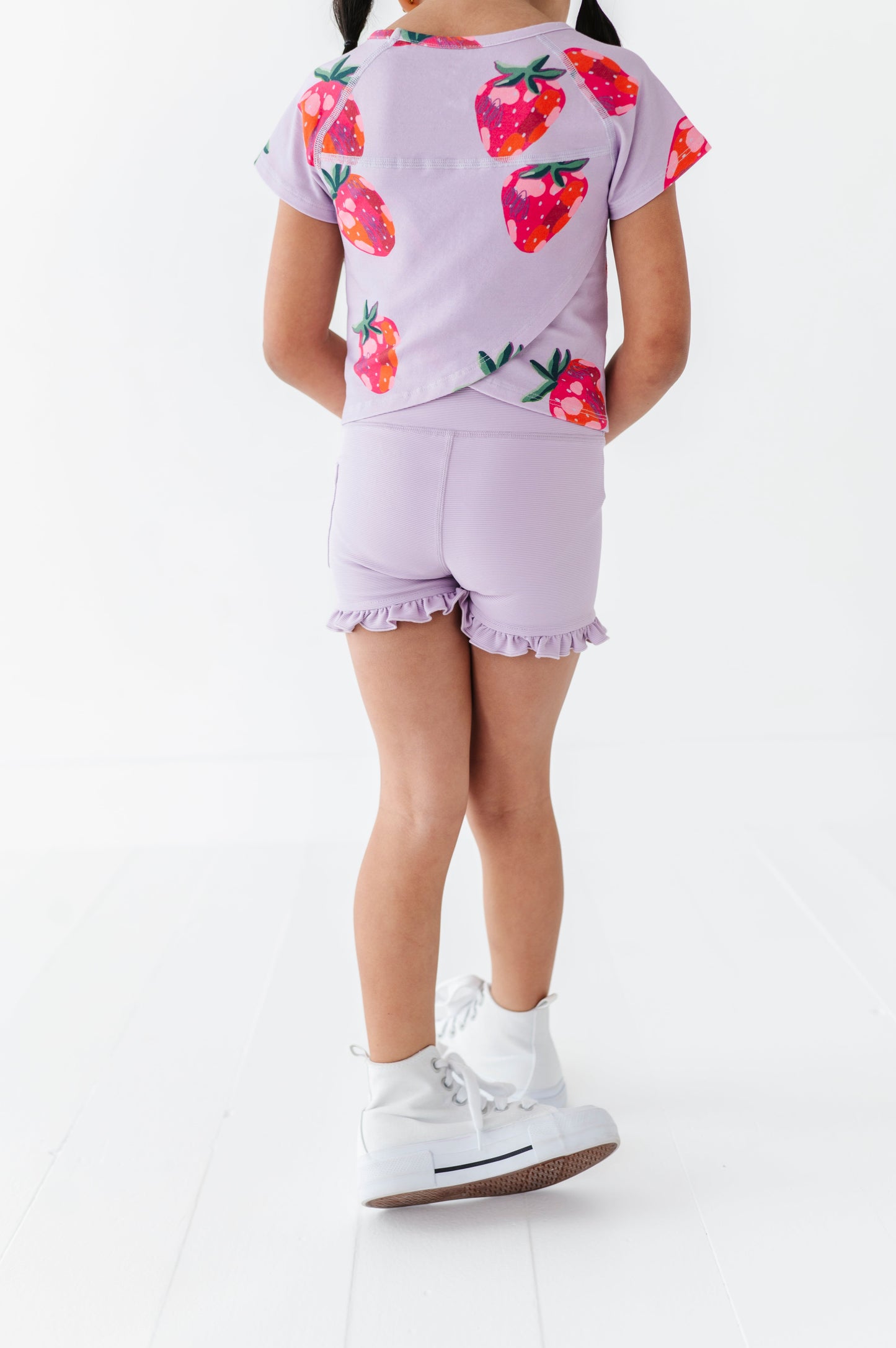Very Violet | Ribbed Ruffle Yoga Shorts