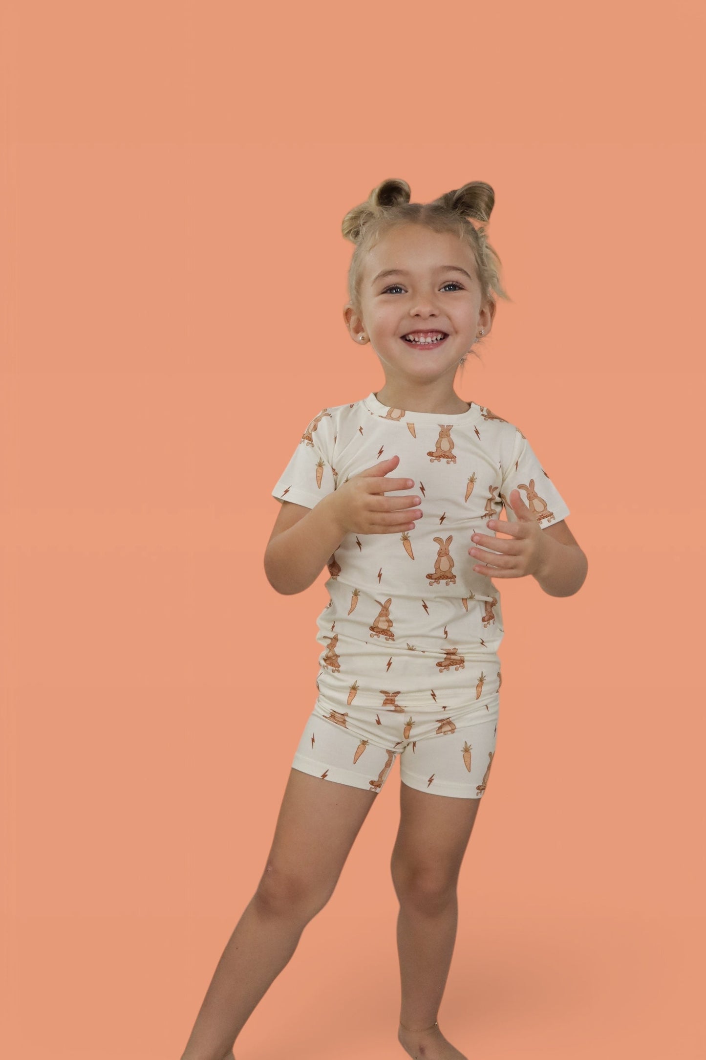 ROLLIN' RABBITS DREAM SHORT SET