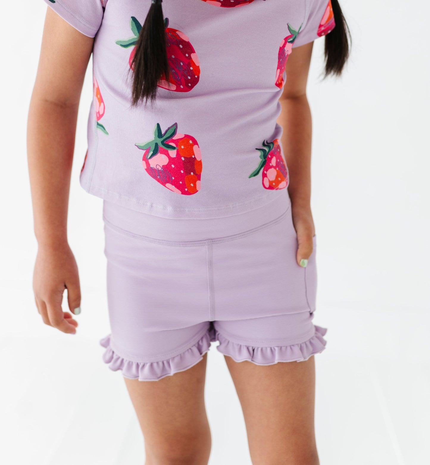 Very Violet | Ribbed Ruffle Yoga Shorts