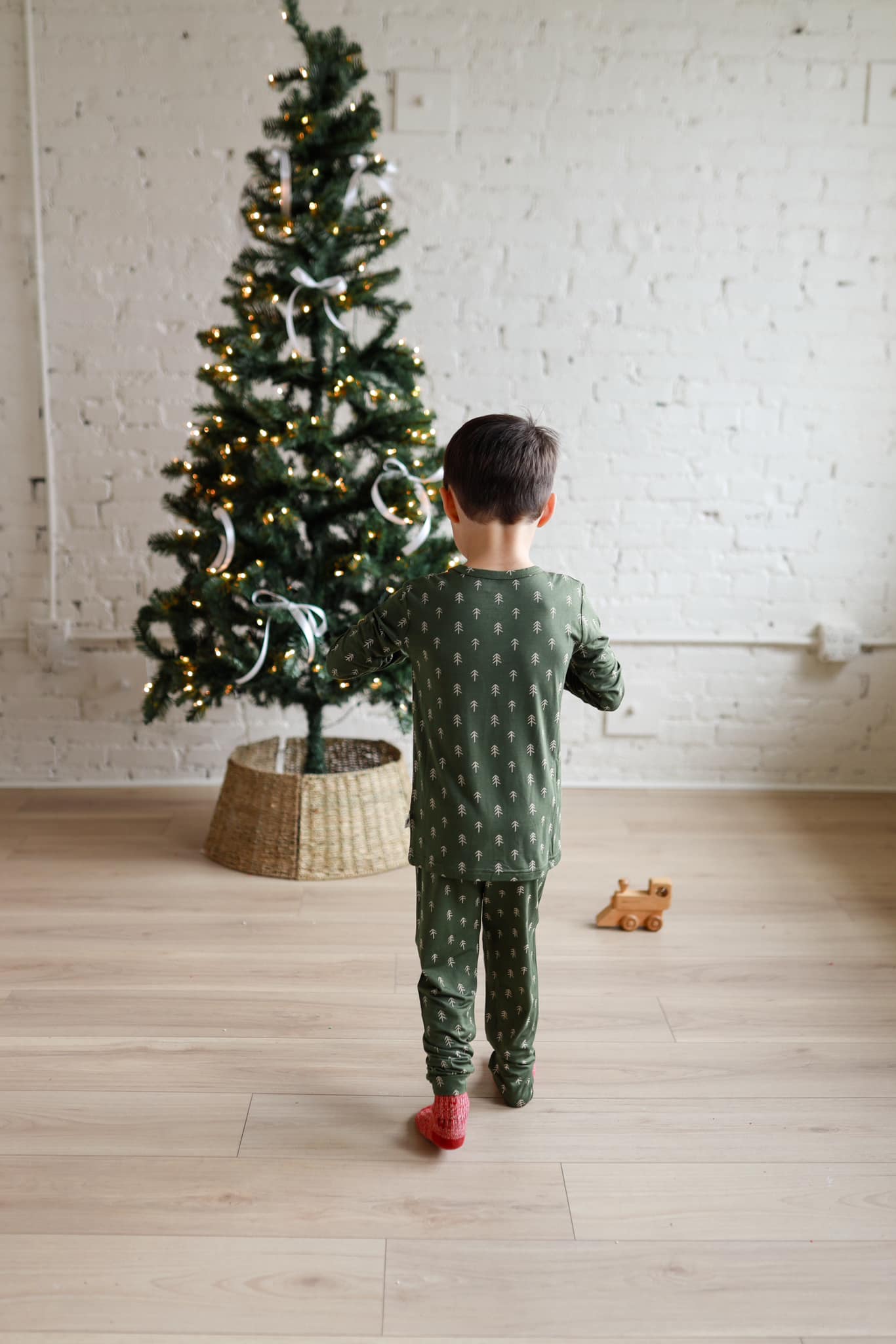 Evergreen Dreams Bamboo Christmas Pajamas - 2pc Set