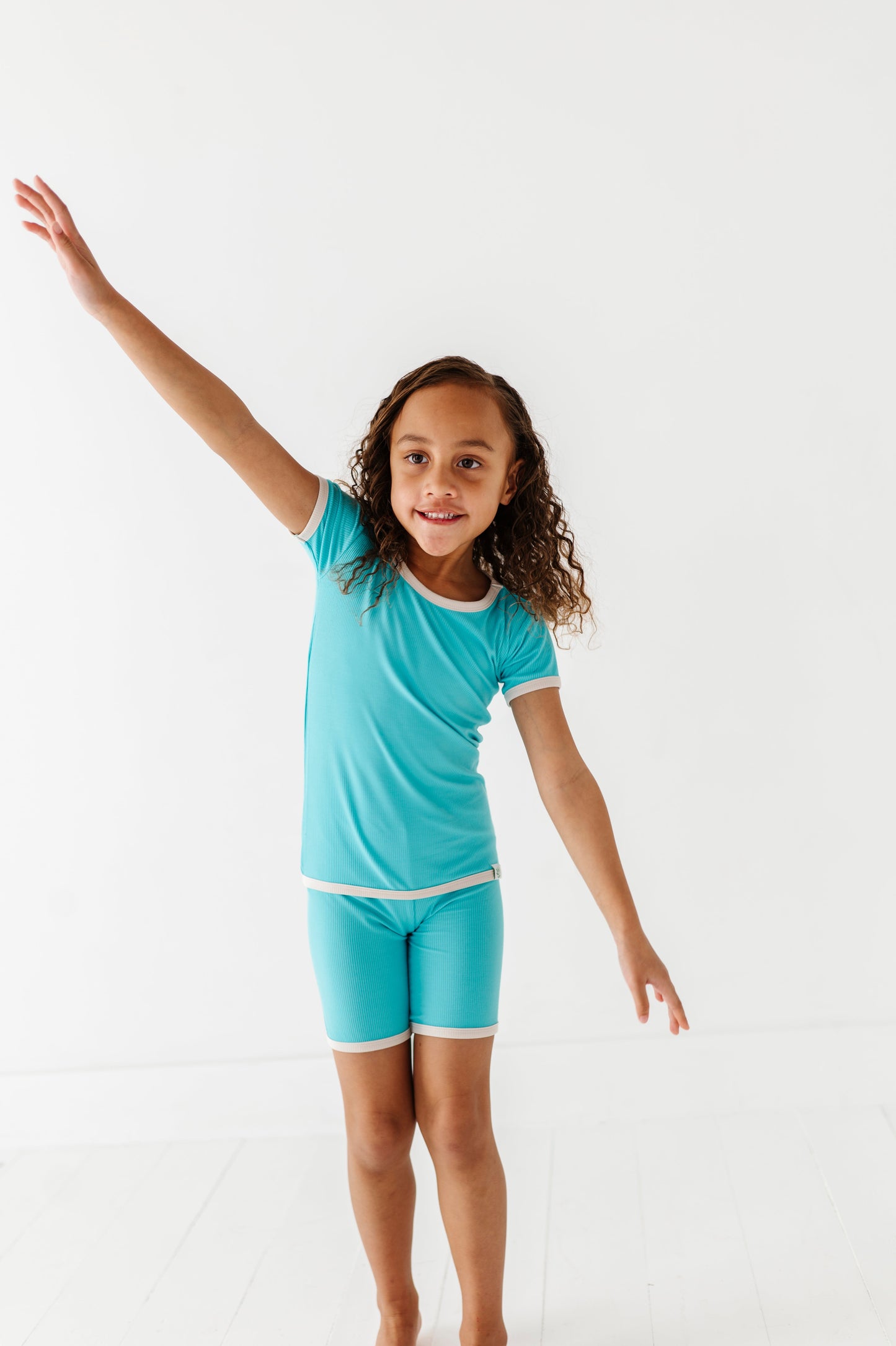 TURQUOISE | Tee + Biker Shorts RIB SET