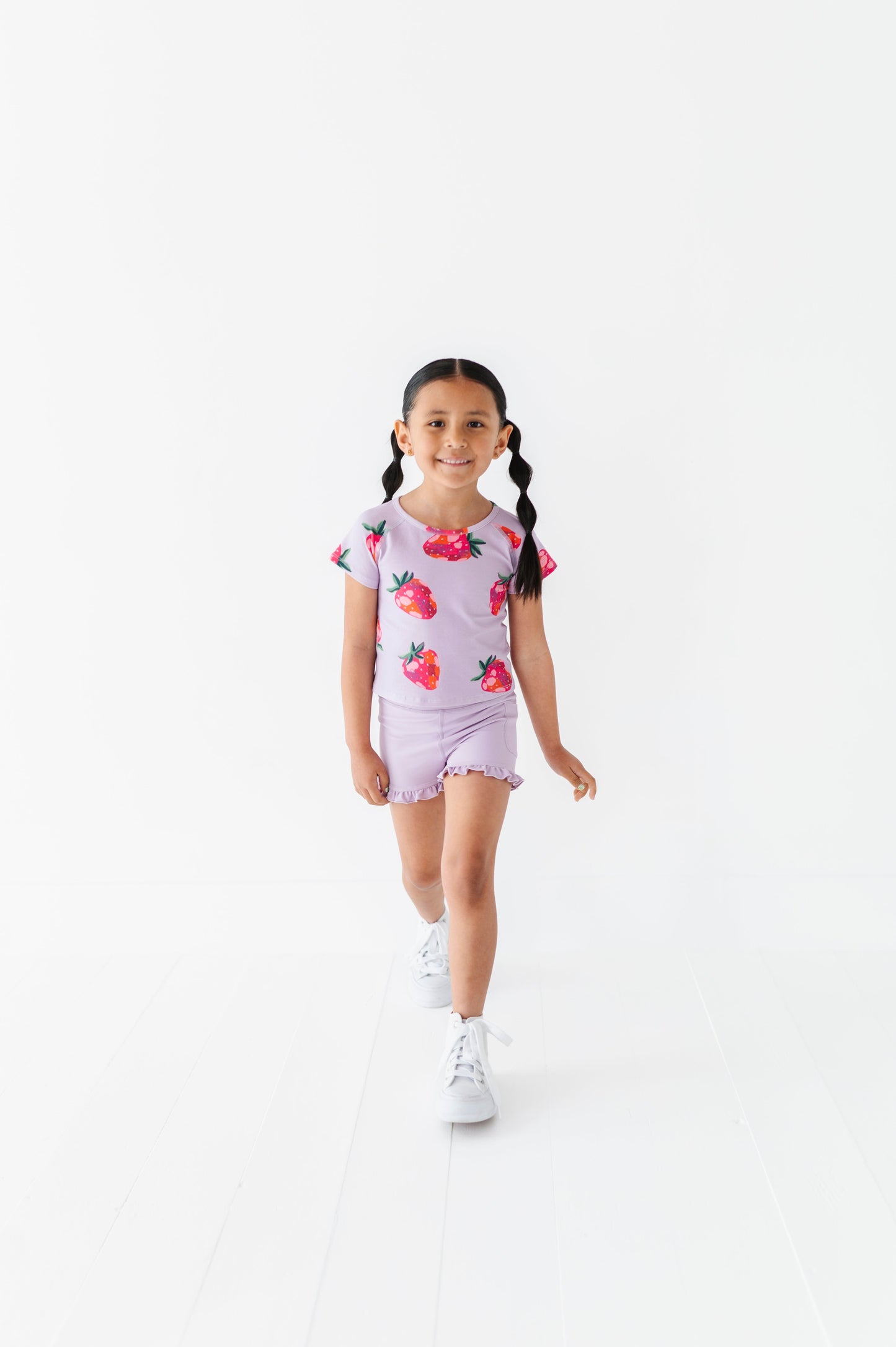 Very Violet | Ribbed Ruffle Yoga Shorts