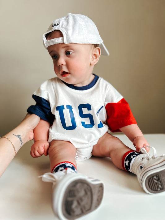 T-Shirt-Strampler mit USA-Farbblock