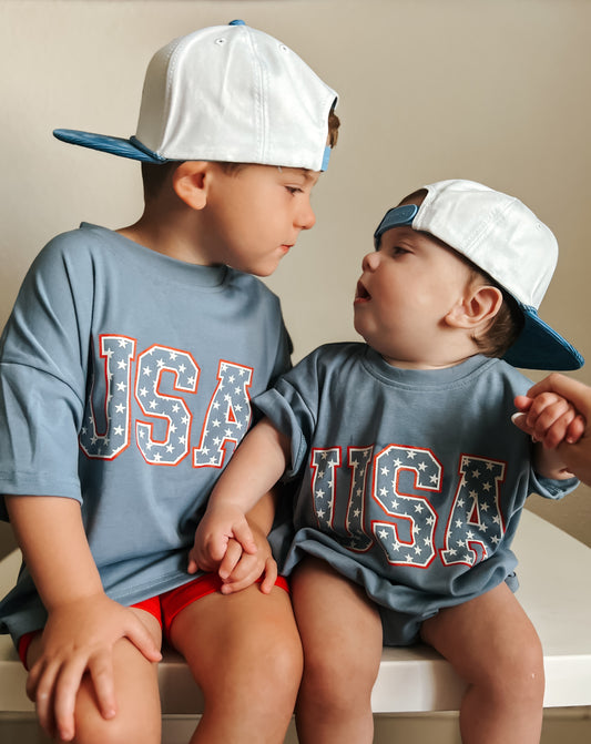 T-Shirt mit USA-Sternen