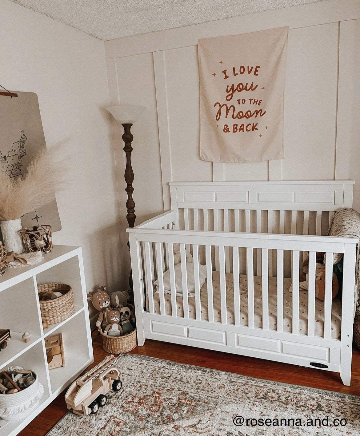{Neutral} Love You To The Moon Banner