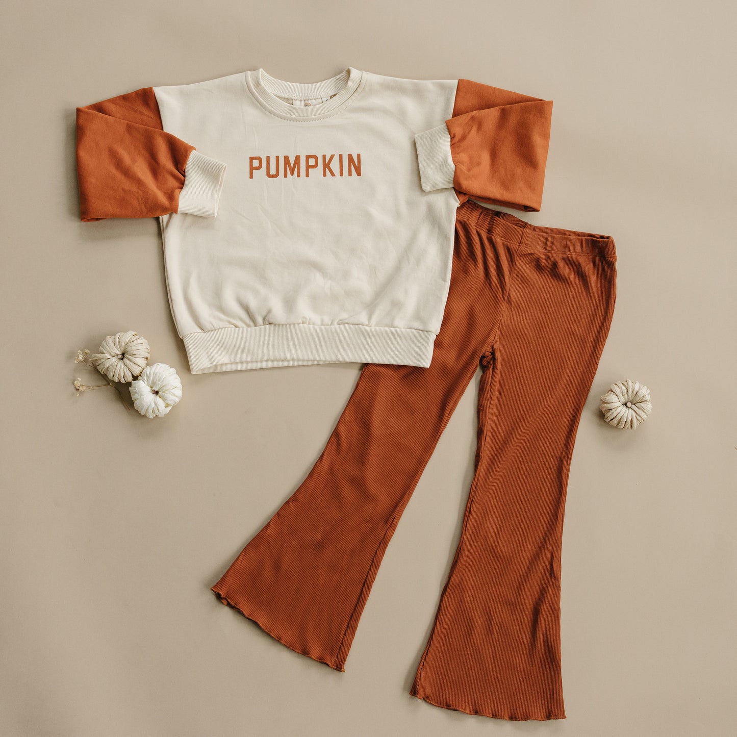 Gerippte ausgestellte Leggings aus Bambus - weitere Farben