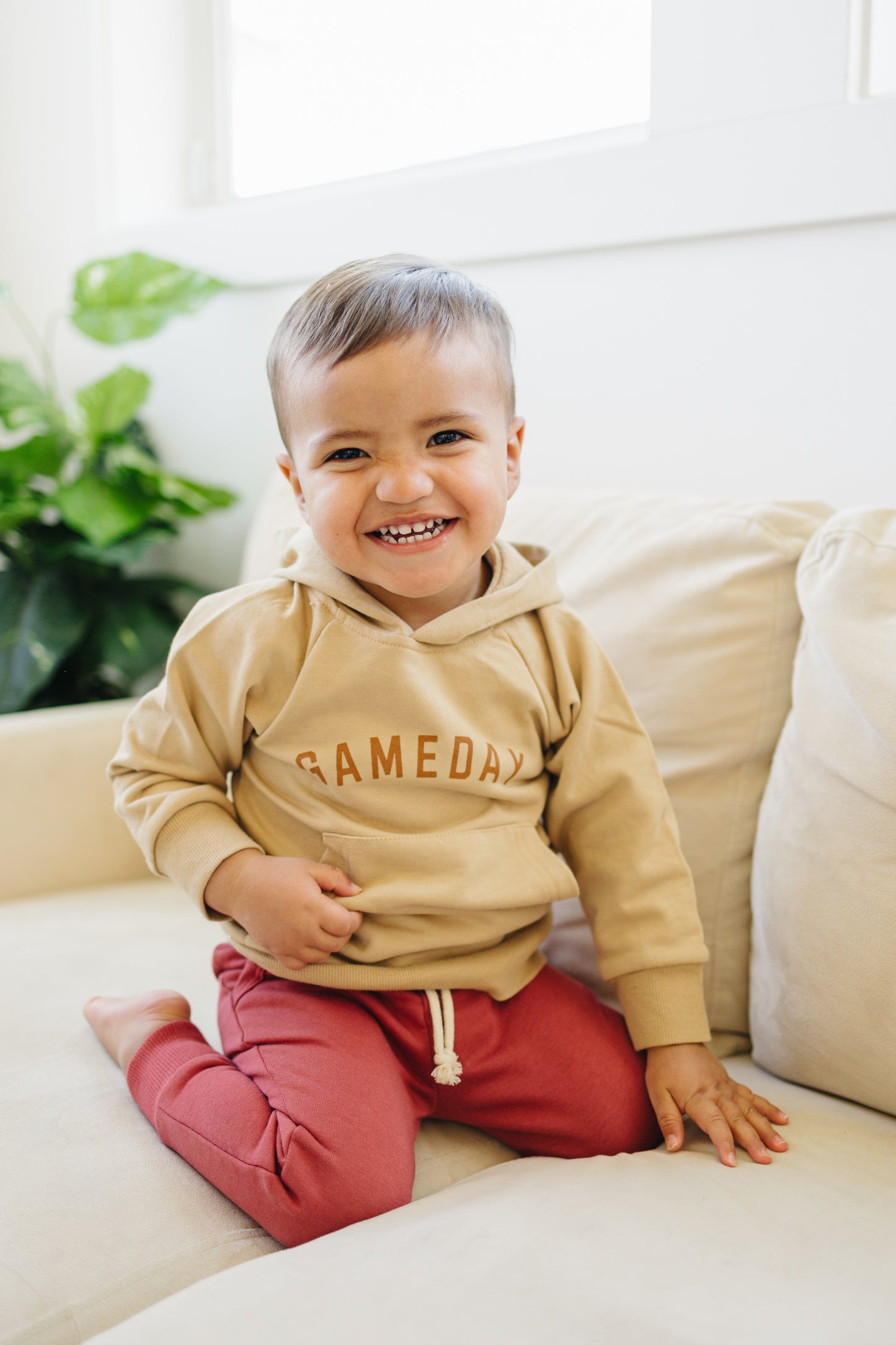 Kamelfarbenes „Gameday“-Kapuzensweatshirt