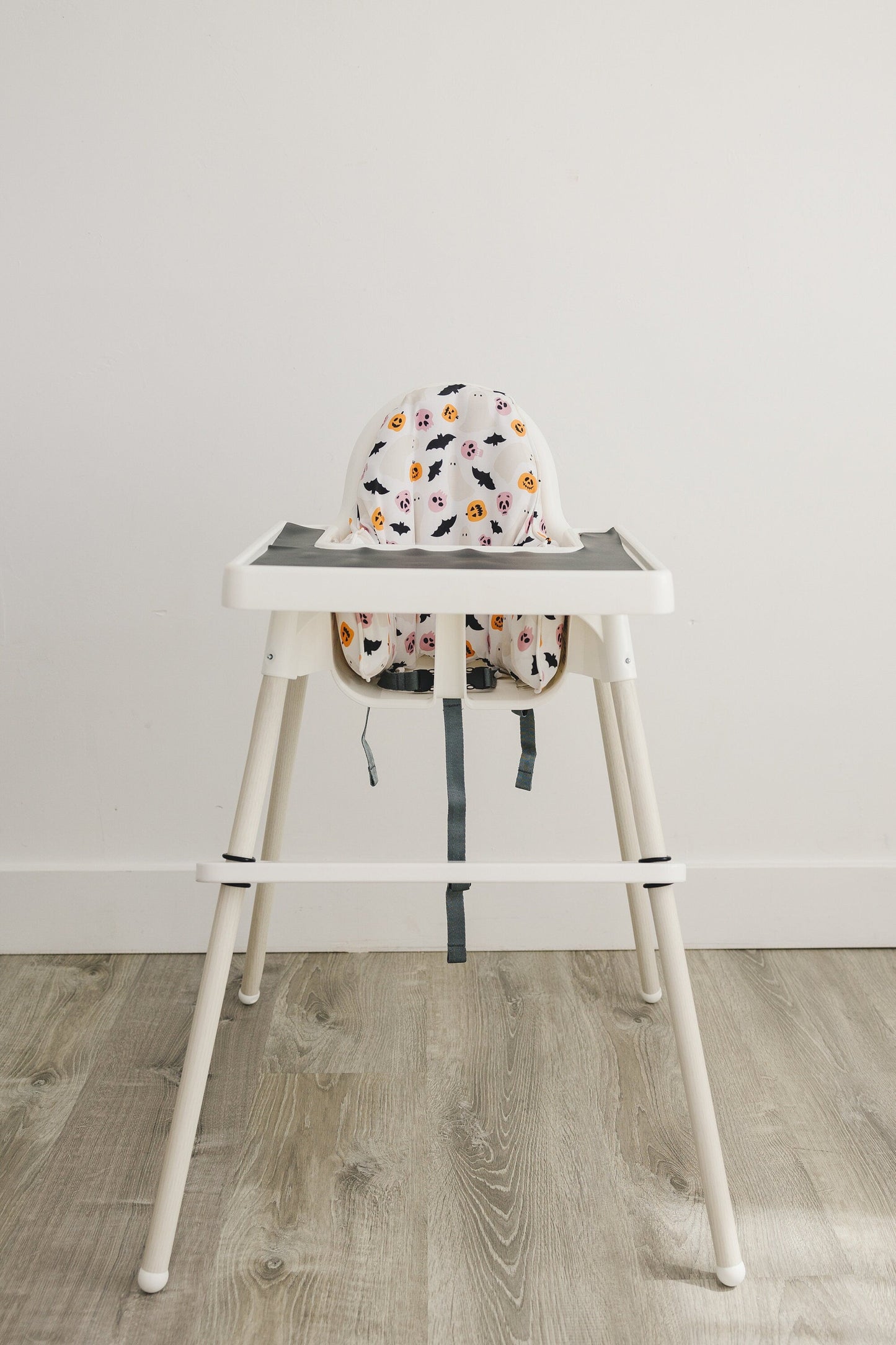 Halloween Cushion Cover for the IKEA Antilop Highchair - Wipeable IKEA Antilop Cushion Cover Inflatable Insert Ghosts Bats Pumpkins Fall