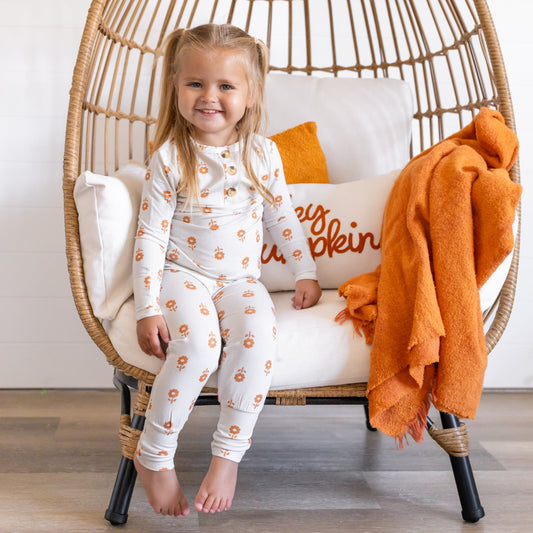 Pumpkin Posie Bambus-Schlafanzug für Kinder – 2-teiliges Henley-Set