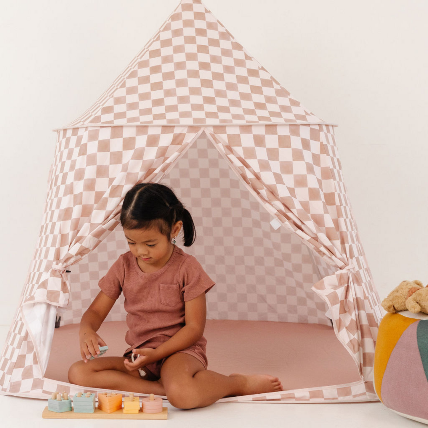 Checker Toffee Play Tent