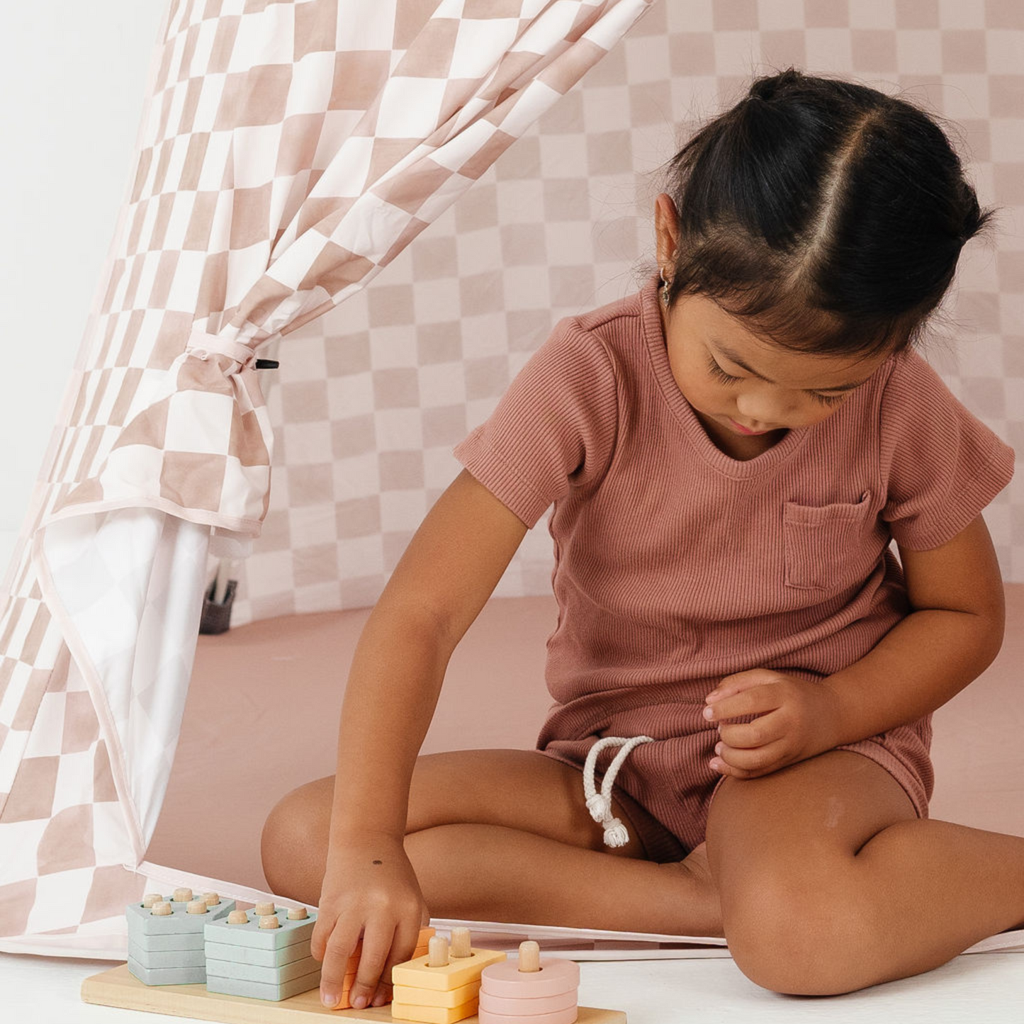 Checker Toffee Play Tent