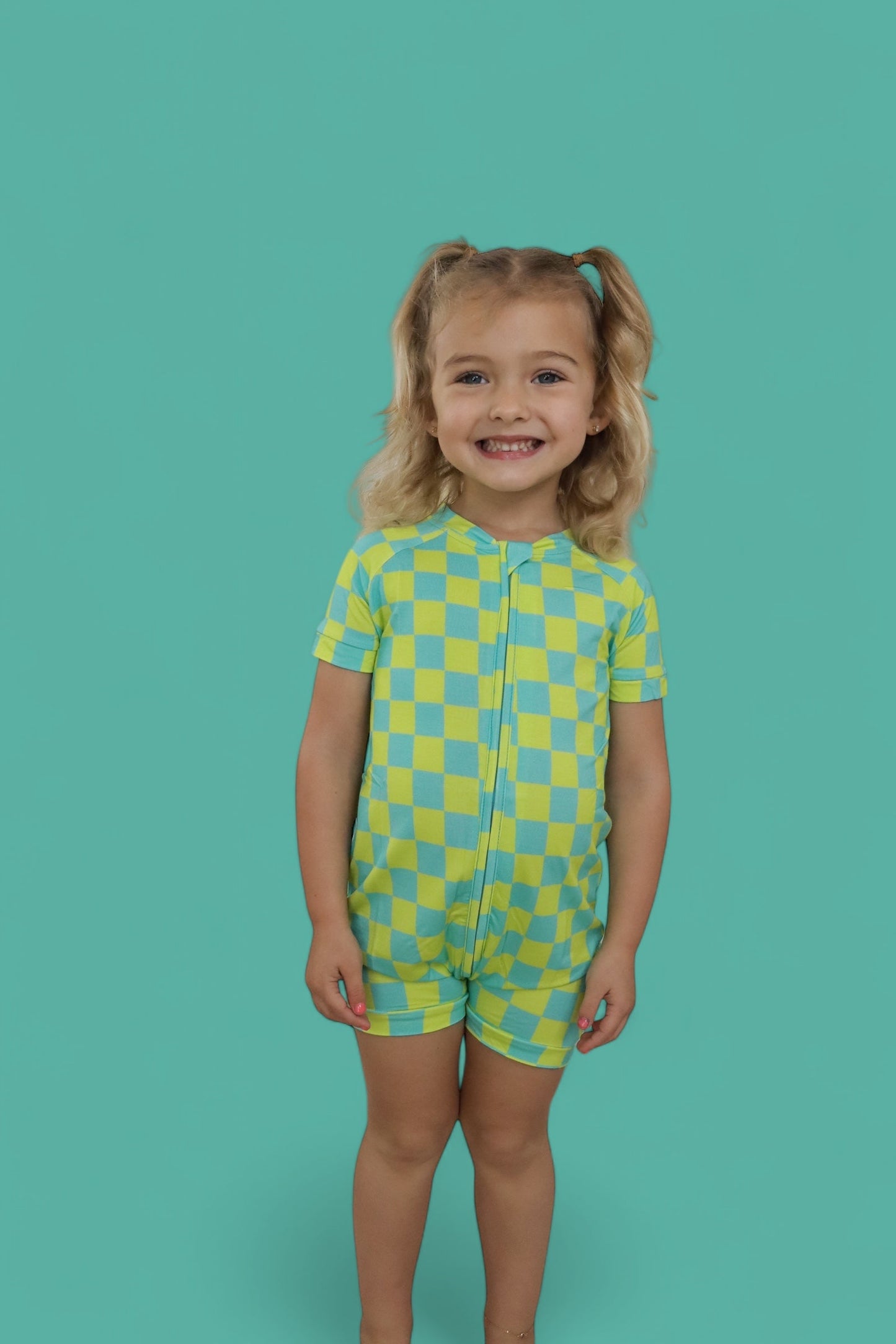 BE BOLD CHECKERS DREAM SHORTIE