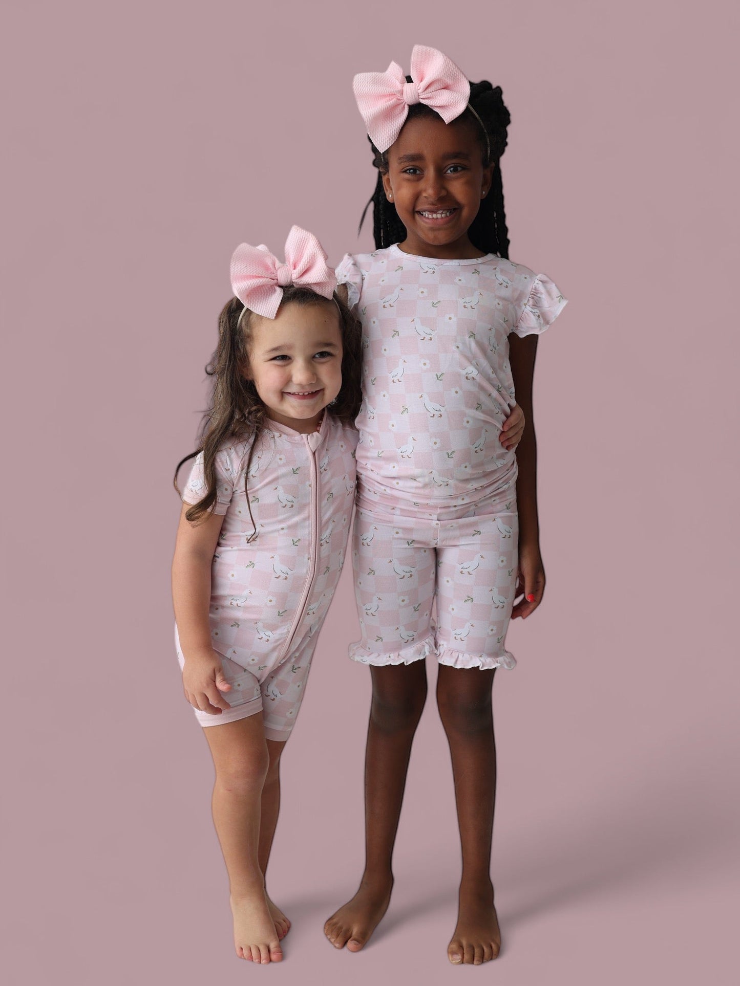 EXCLUSIVE DUCKS AND DAISIES DREAM RUFFLE SHORT SET