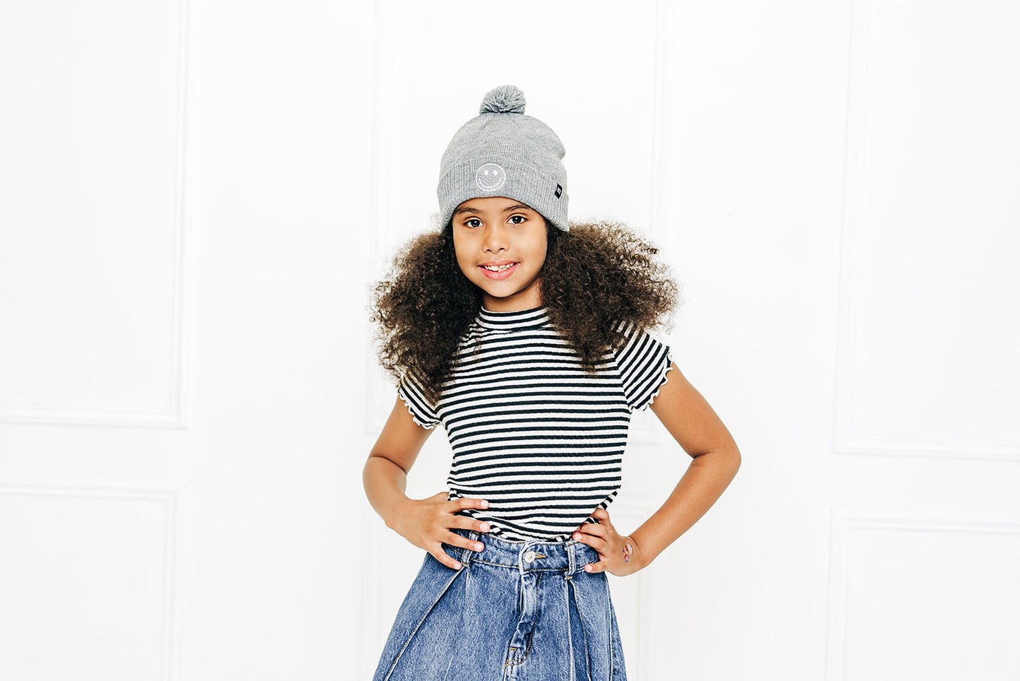 Heather Grey Smiley Pom Pom Hat