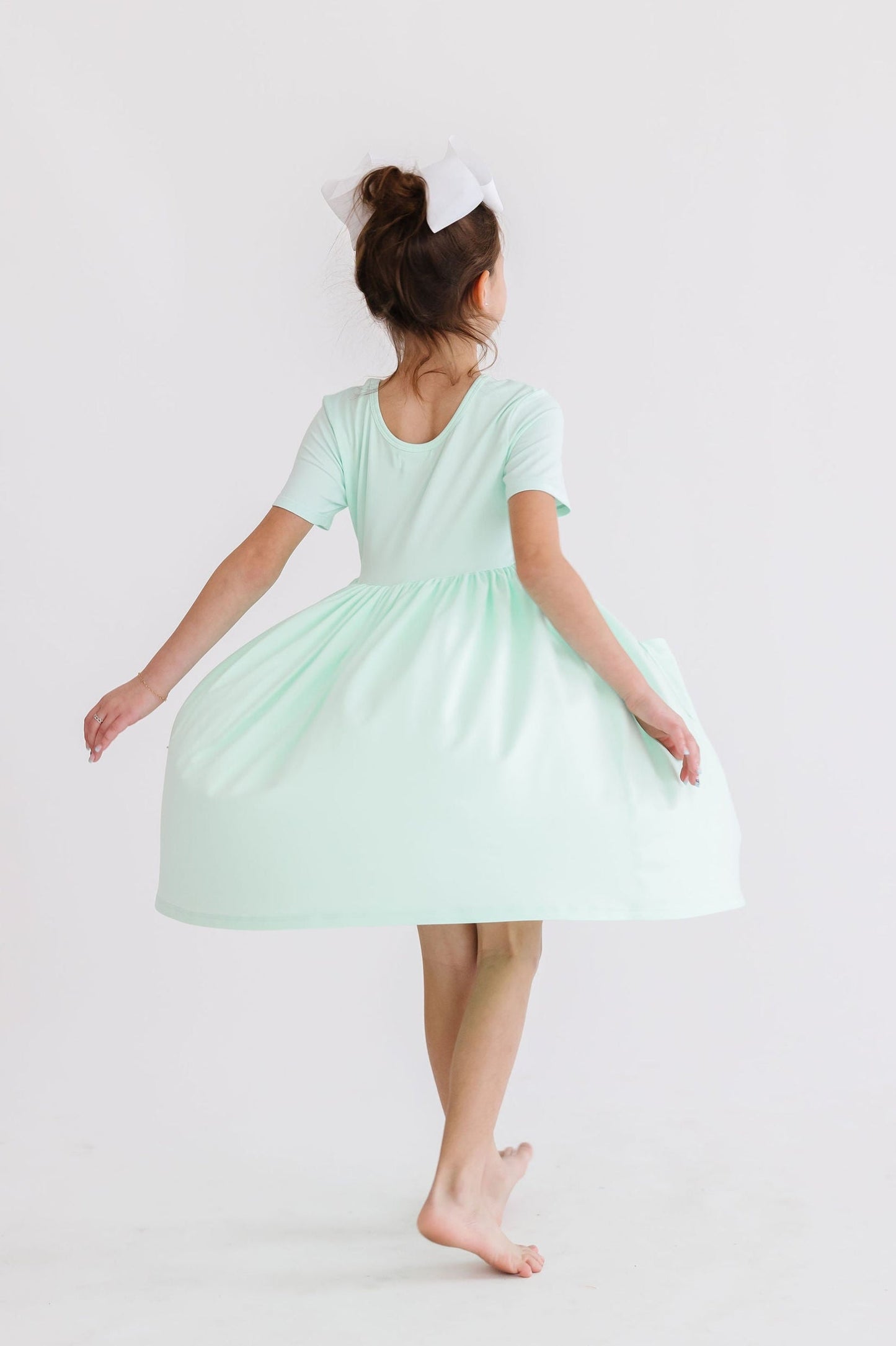 Pastel Green S/S Pocket Twirl Dress