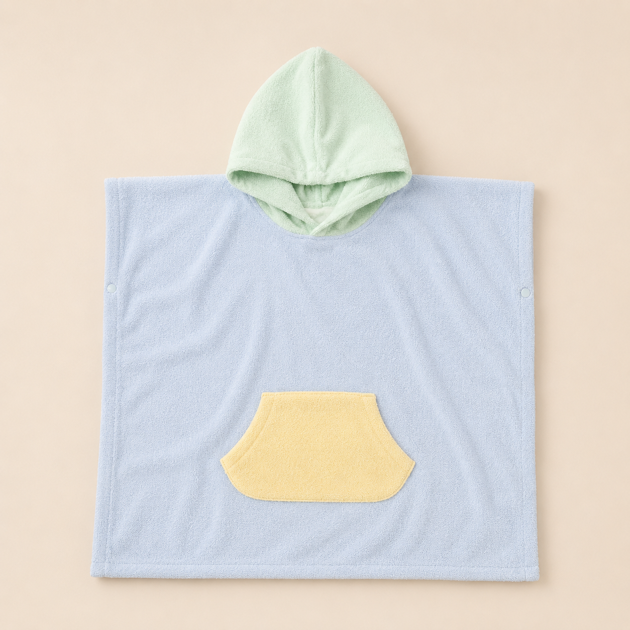 Strandponcho mit individueller Stickerei und Waffelmuster