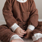 Gestreifter Sweatshirt-Strampler aus Bio-Baumwolle