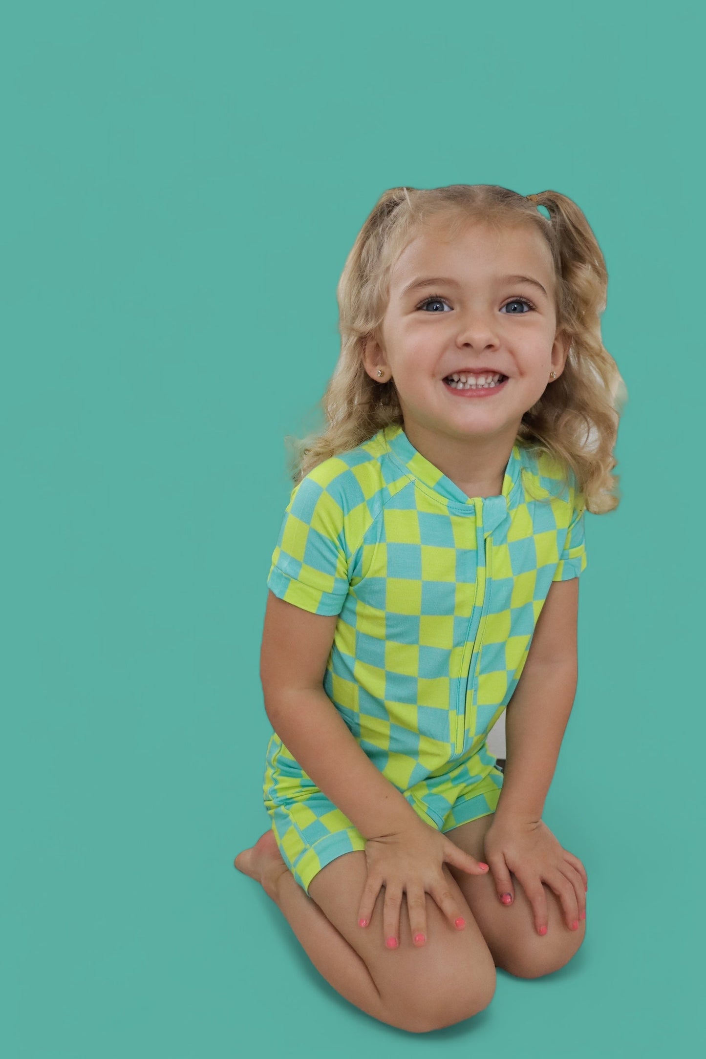 BE BOLD CHECKERS DREAM SHORTIE