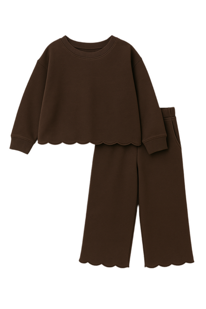 Custom Embroidered Christmas Scalloped Set - Gingerbread