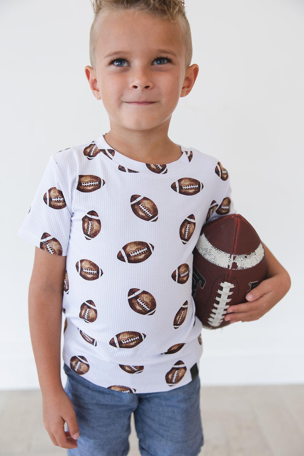 Football (ribbed) - Everyday Tee