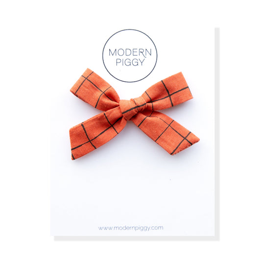 Boo | Hand-tied Bow