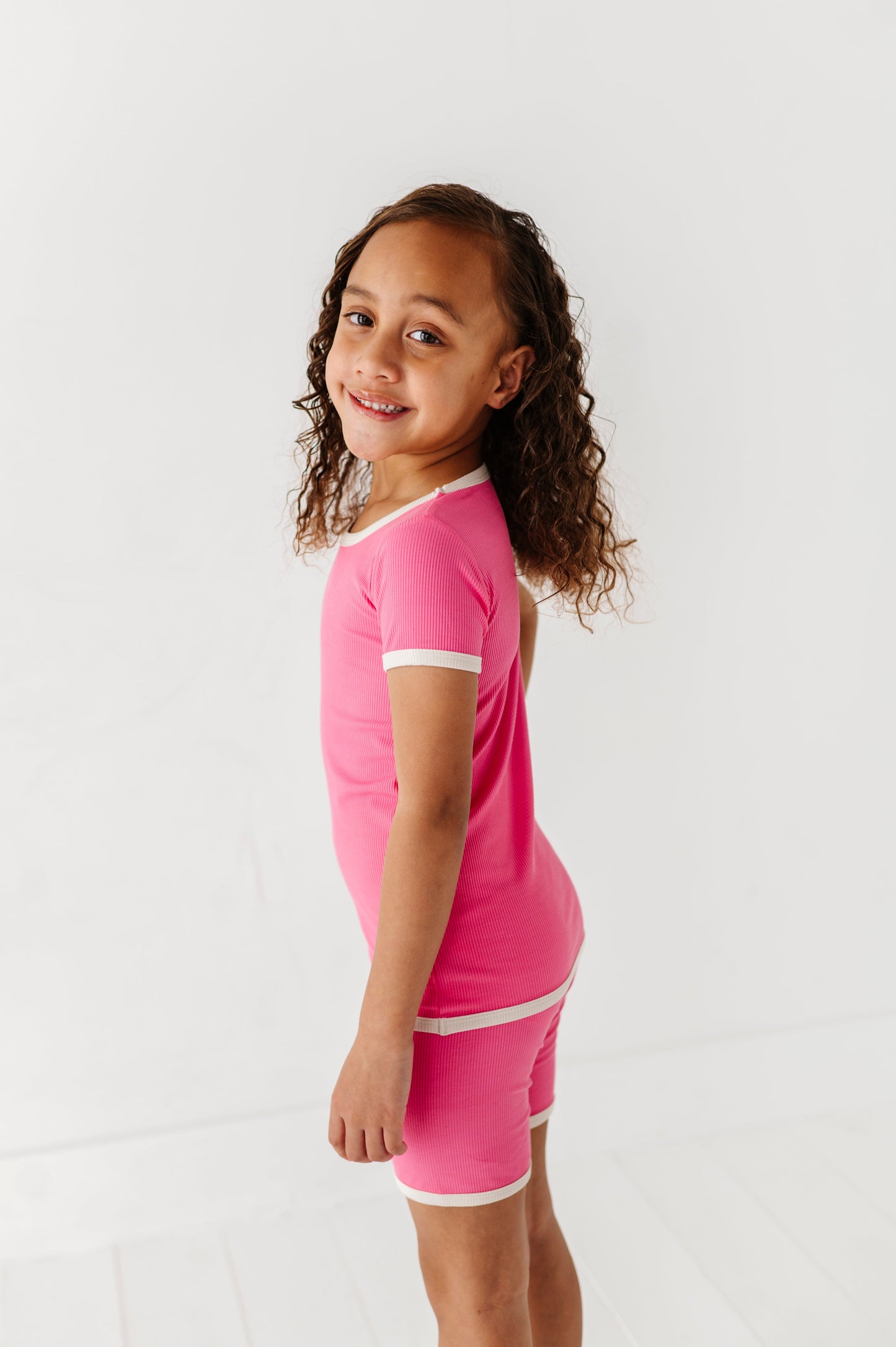 ROSEY | Tee + Biker Shorts RIB SET