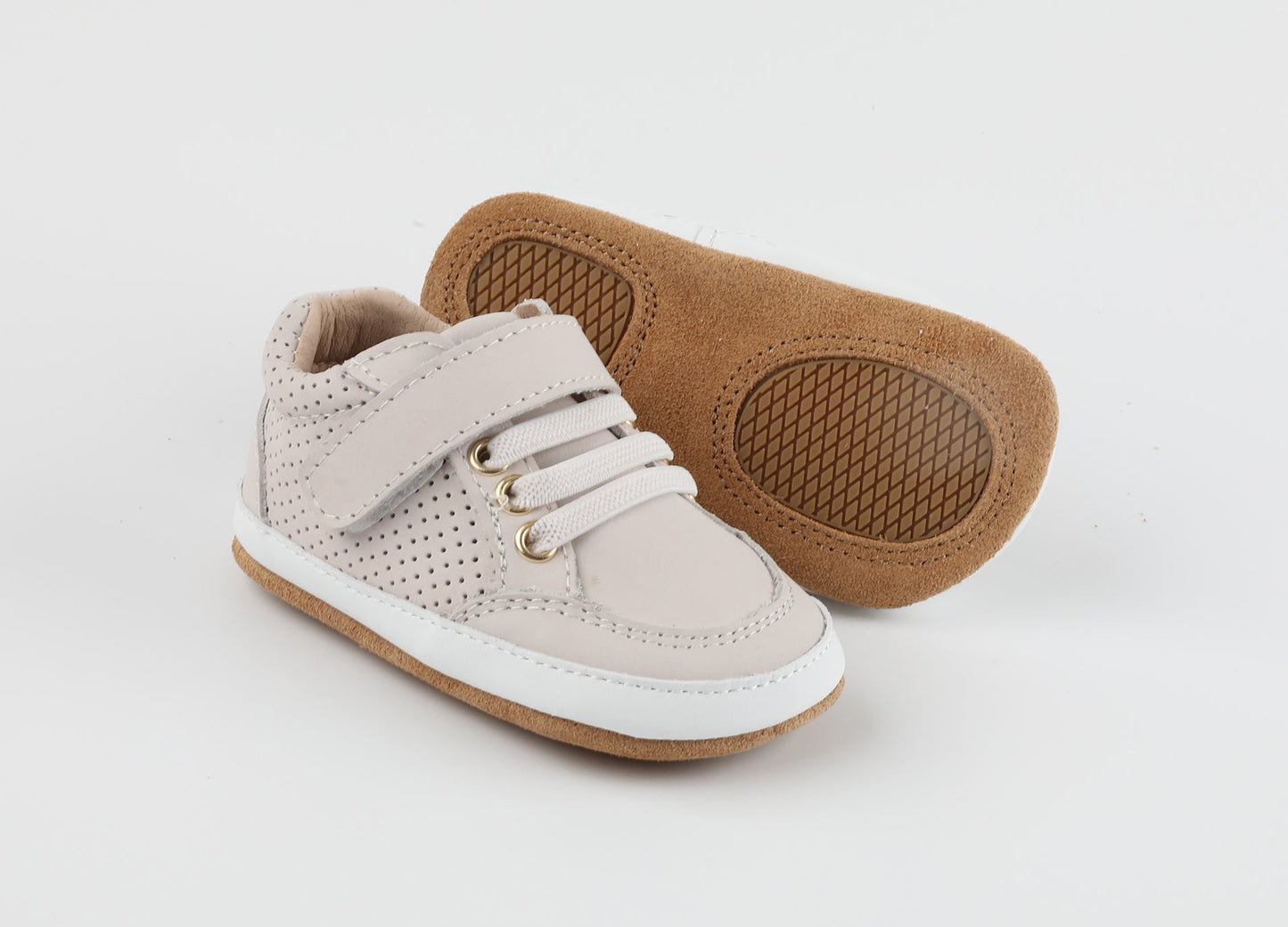 Play Perfect Bone Low Top {Premium Leather}