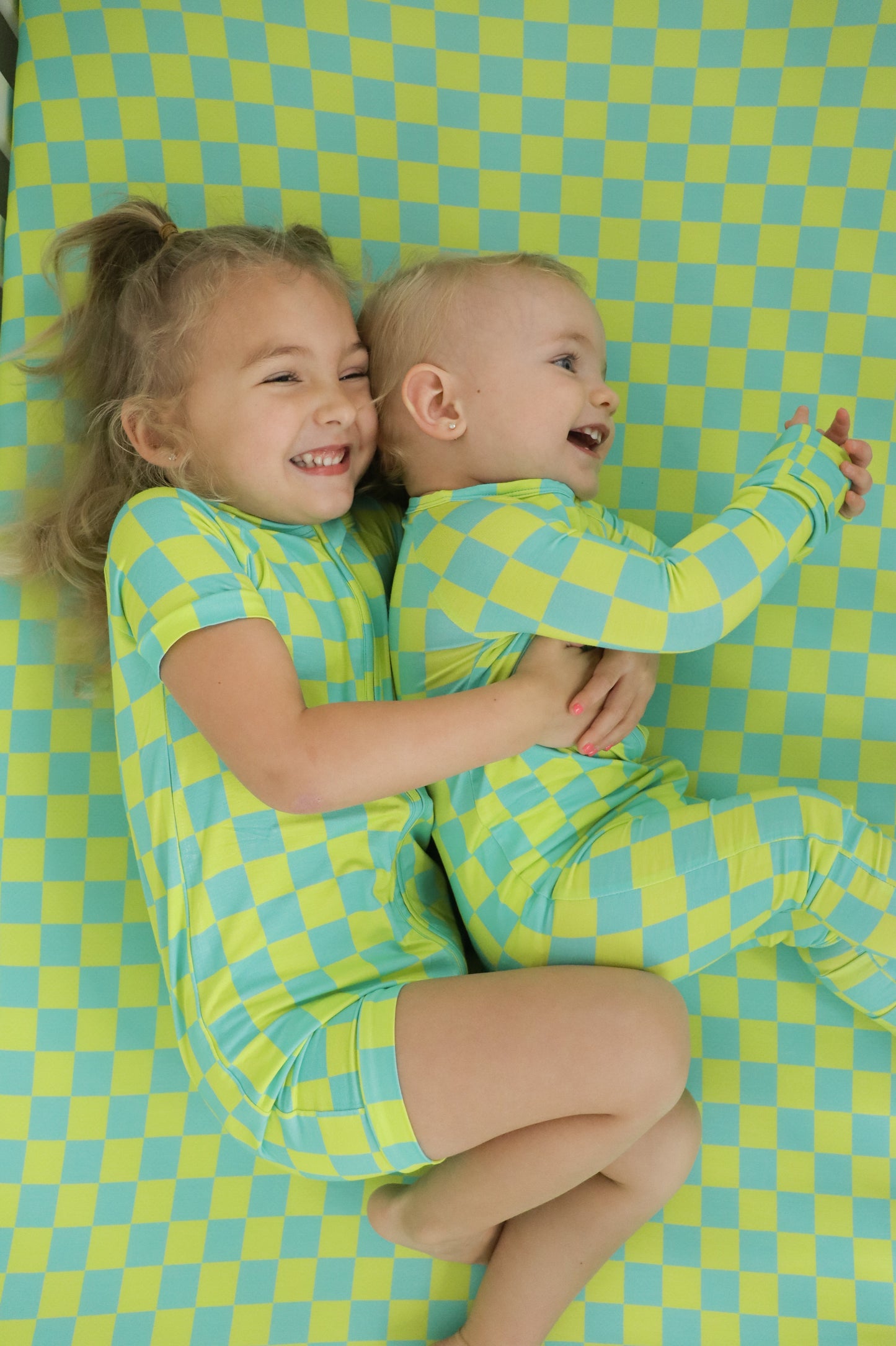 BE BOLD CHECKERS DREAM SHORTIE