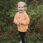Sweatshirt mit Rundhalsausschnitt und individueller Stickerei - Creamsicle Orange