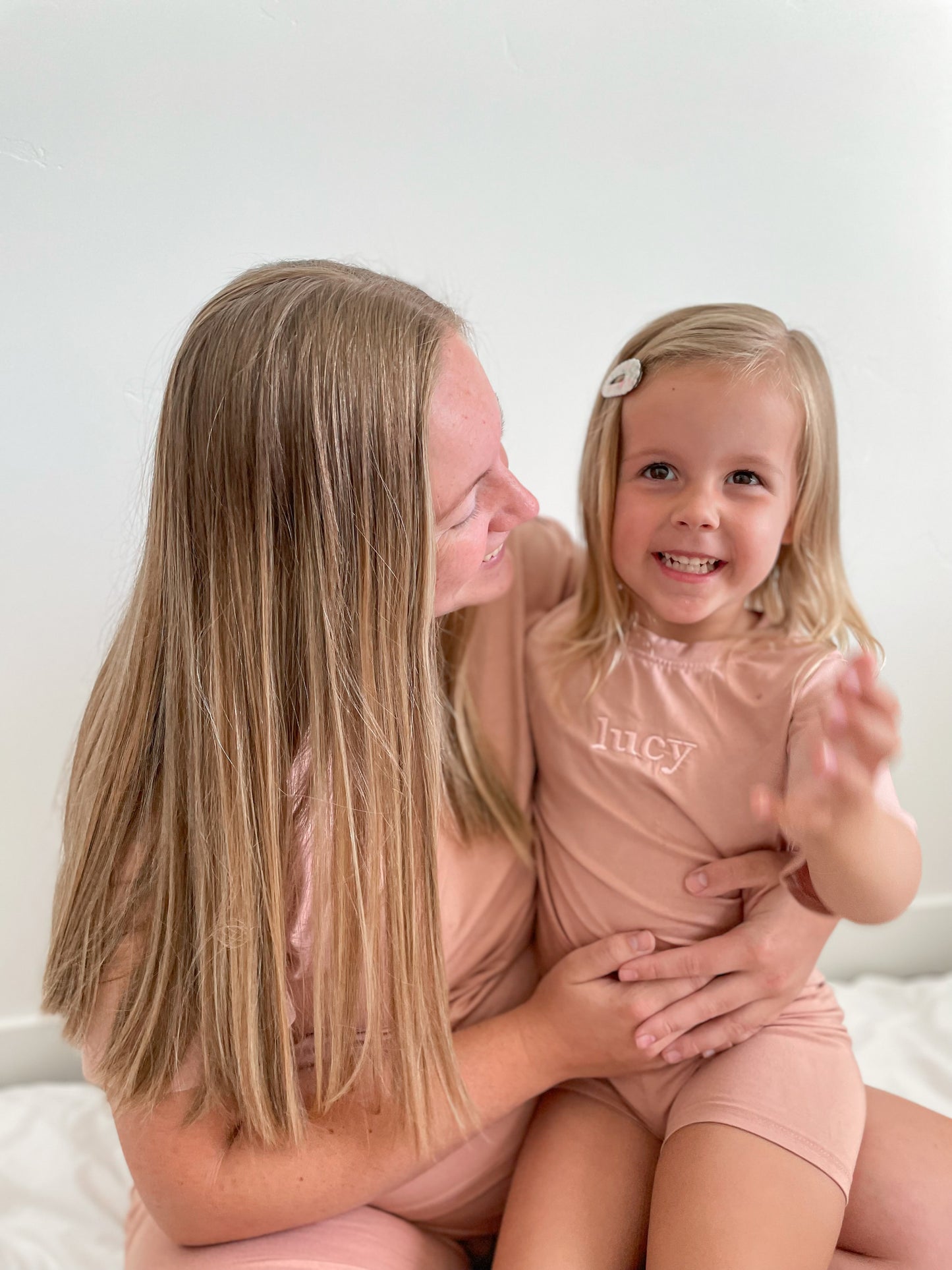 Bambus-T-Shirt und Radlerhose