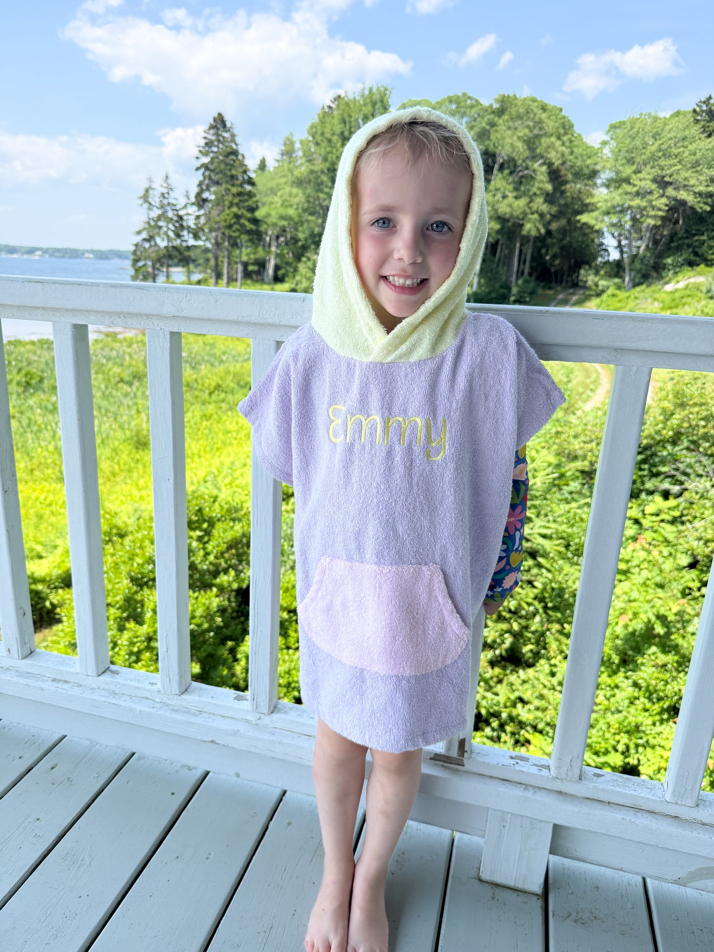 Strandponcho mit individueller Stickerei und Waffelmuster