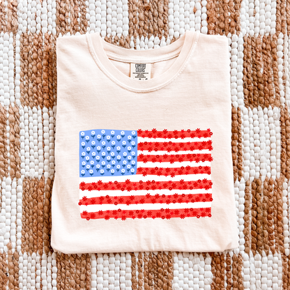 Comfort Colors 4th of July Daisy Floral Flag Tee - choose your color