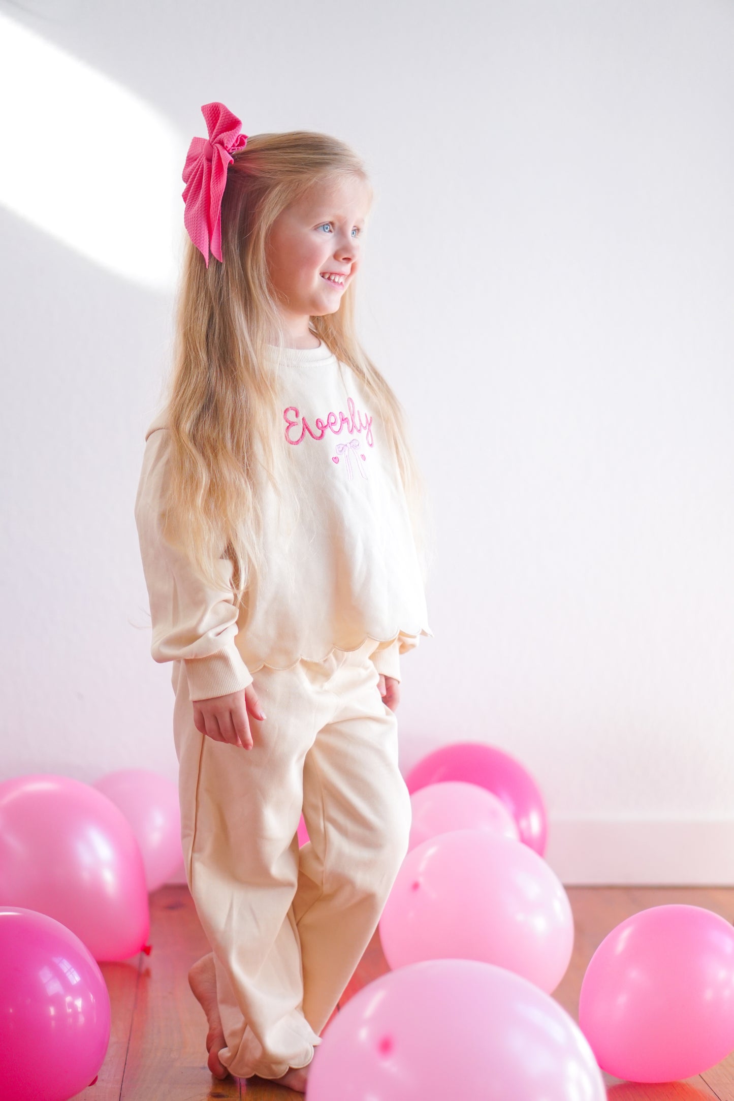 Custom Embroidered Valentine's Day Pink Bow & Hearts Scalloped Set - Cream