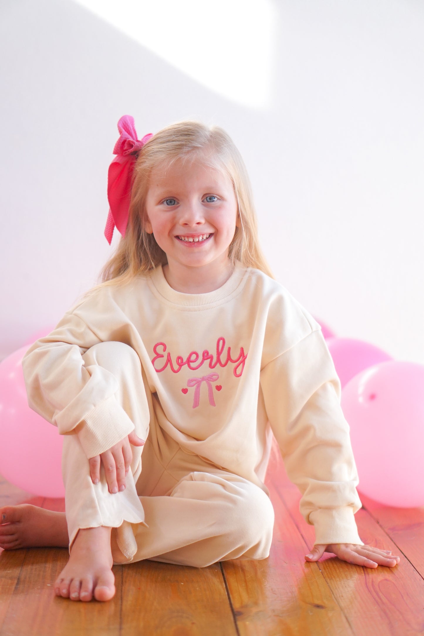 Custom Embroidered Valentine's Day Pink Bow & Hearts Scalloped Set - Cream