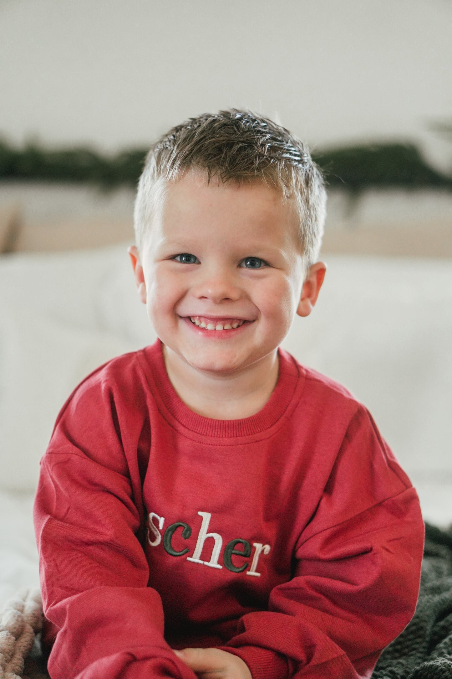 Jogginganzug aus Bio-Baumwolle mit Weihnachtsstickerei - Creme