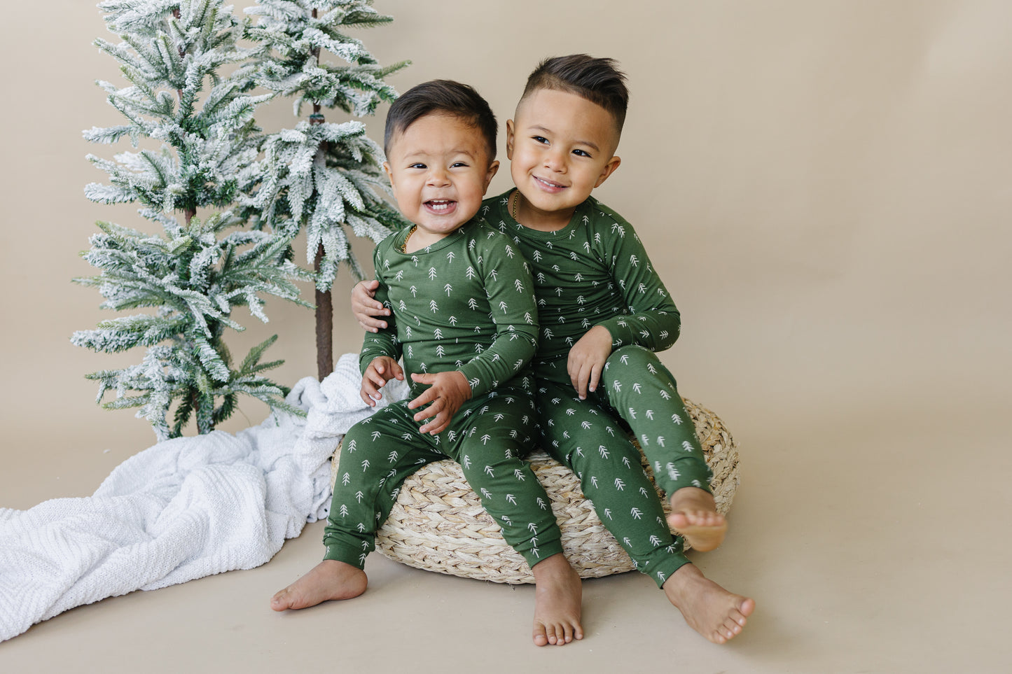 Evergreen Dreams 2pc Bamboo Pajamas *Sizes 0/3 through 6/12 months Left