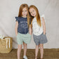 Marineblaue Shorts mit Vichy-Muster