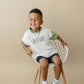 T-Shirt-Strampler mit individueller Stickerei und Farbblockdesign