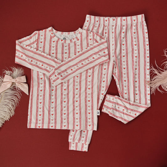 Laced with Love – 2-teiliges Pyjama-Set aus Bambus