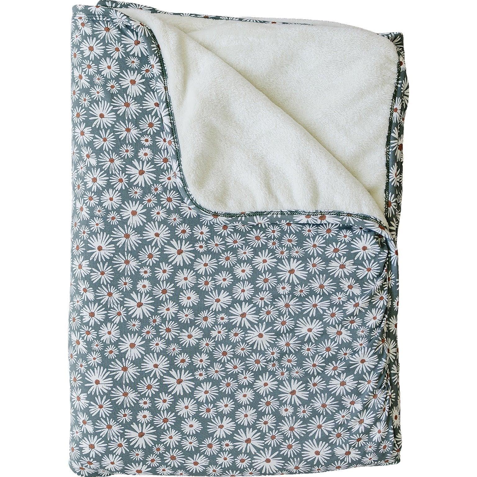 Dark Green Daisy Bamboo Fleece Quilt - Little Joy Co.