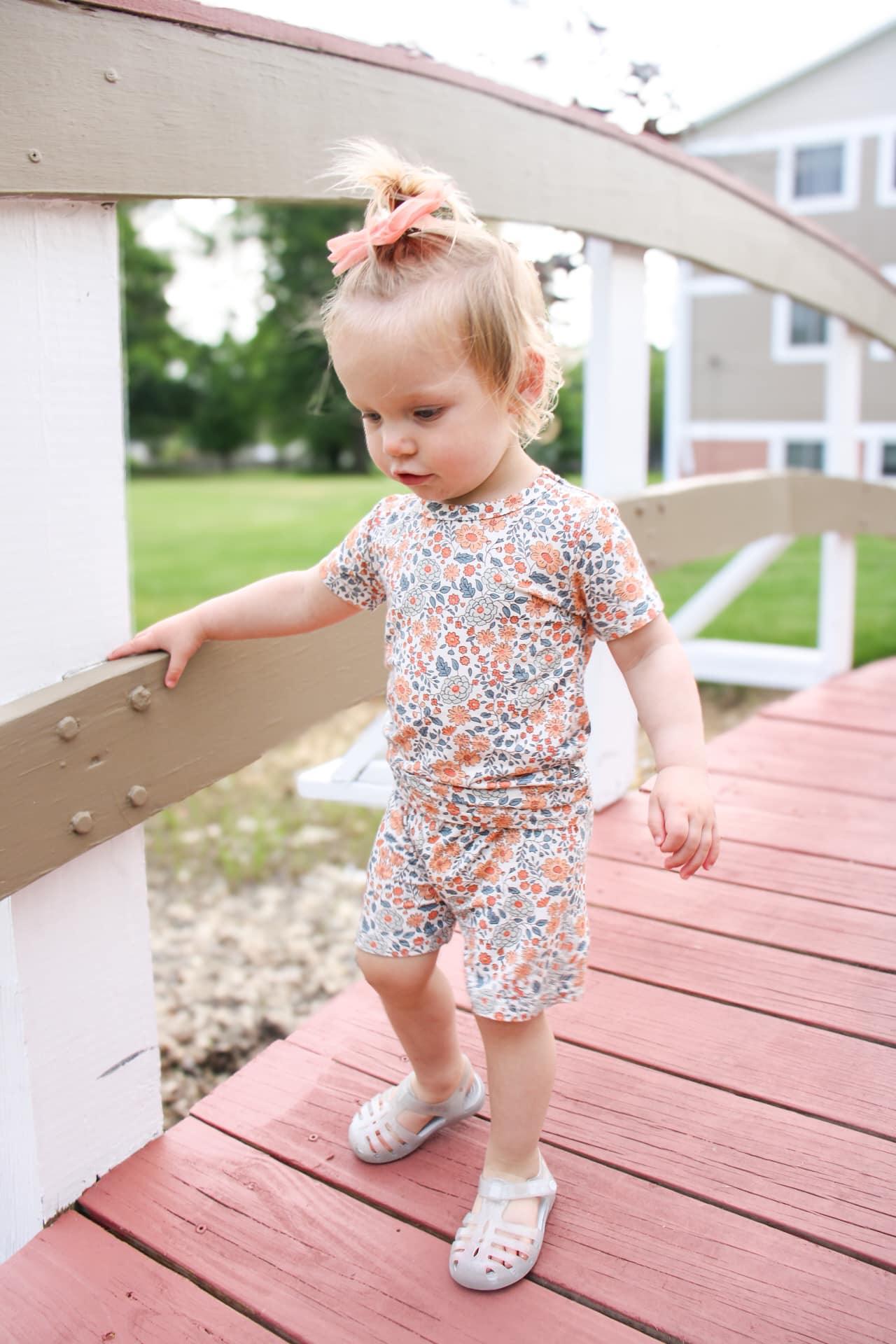 Darling Ditsy 2pc Bamboo Pajamas *see size notes - Little Joy Co.