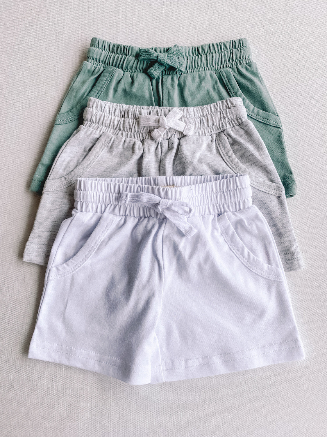 essential drawstring short