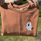 Besticktes Iced Coffee Ghost Comfort Colors T-Shirt für Erwachsene - weitere Farben