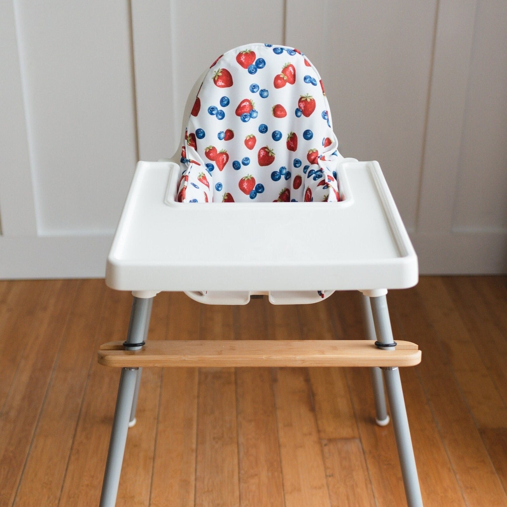 Berries Cushion Cover for the IKEA Antilop Highchair - Wipeable IKEA Antilop Cushion Cover - 4th of July Red White Blue Strawberry Blueberry