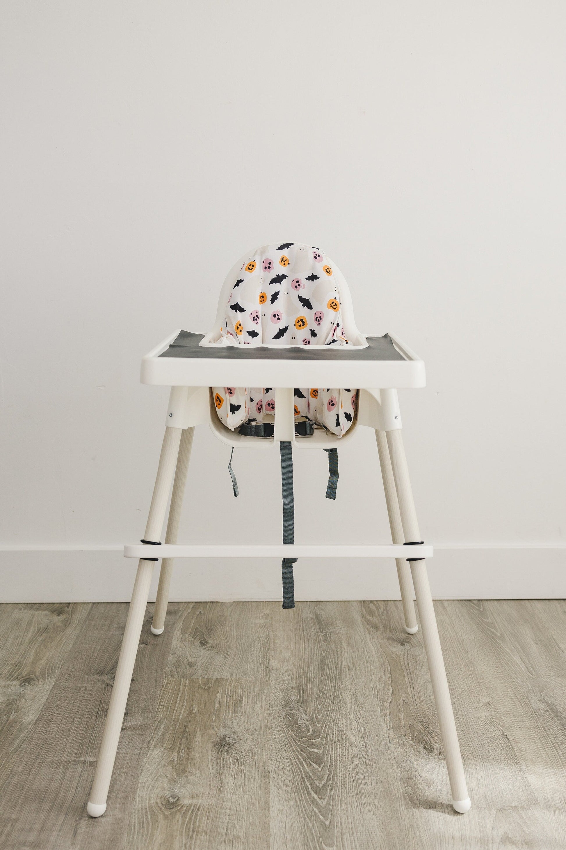 Halloween Cushion Cover for the IKEA Antilop Highchair - Wipeable IKEA Antilop Cushion Cover Inflatable Insert Ghosts Bats Pumpkins Fall