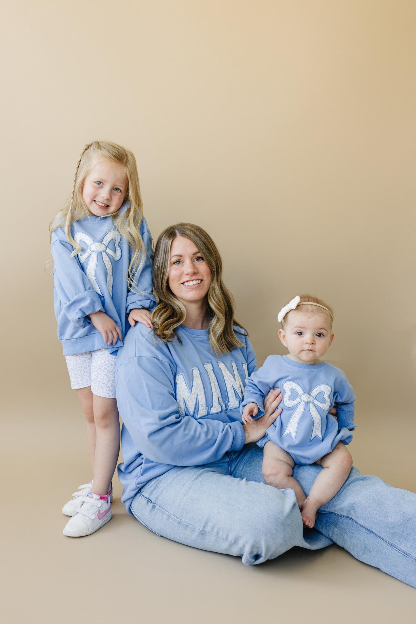 Mama Applique Crewneck Sweatshirt