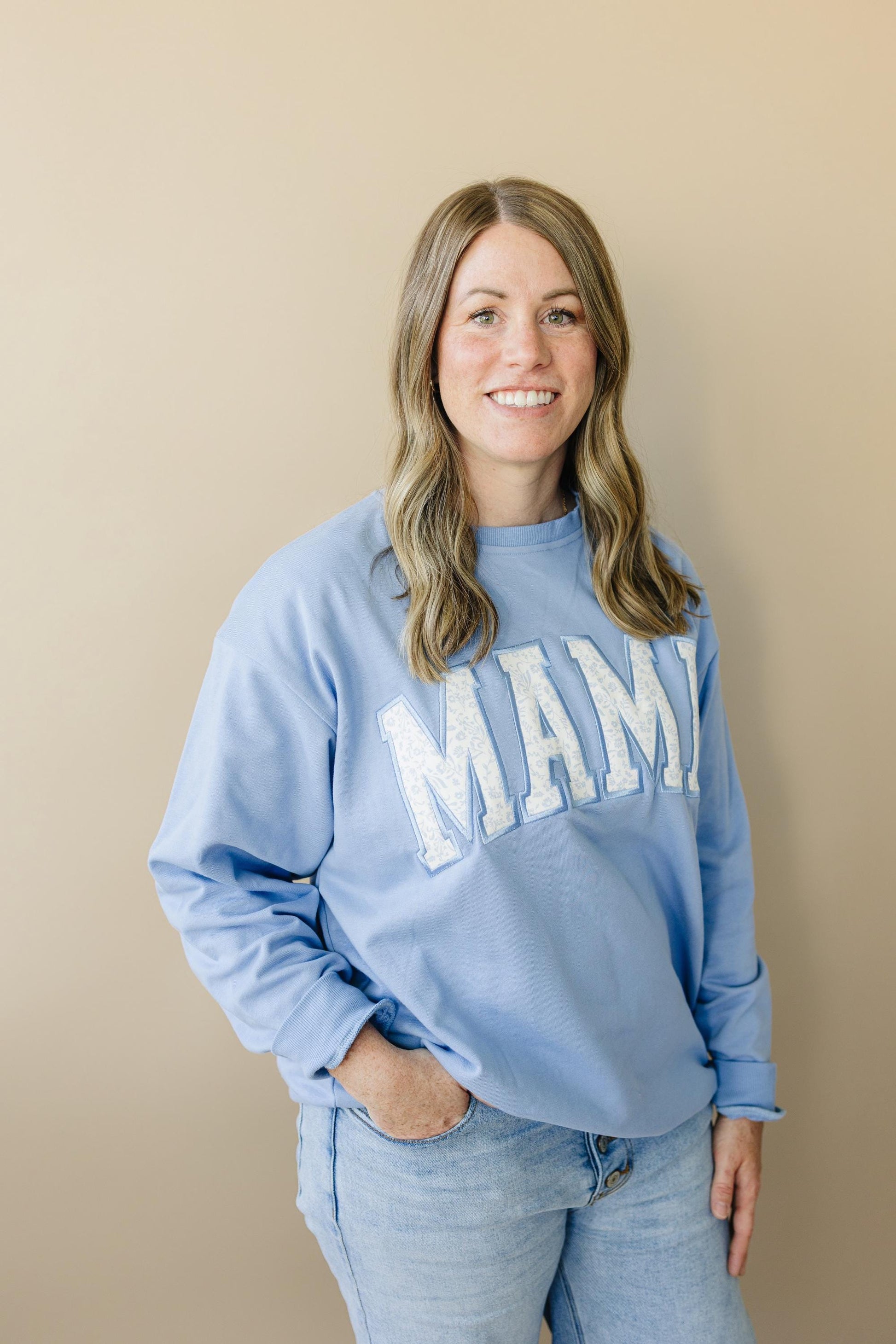 Mama Applique Crewneck Sweatshirt