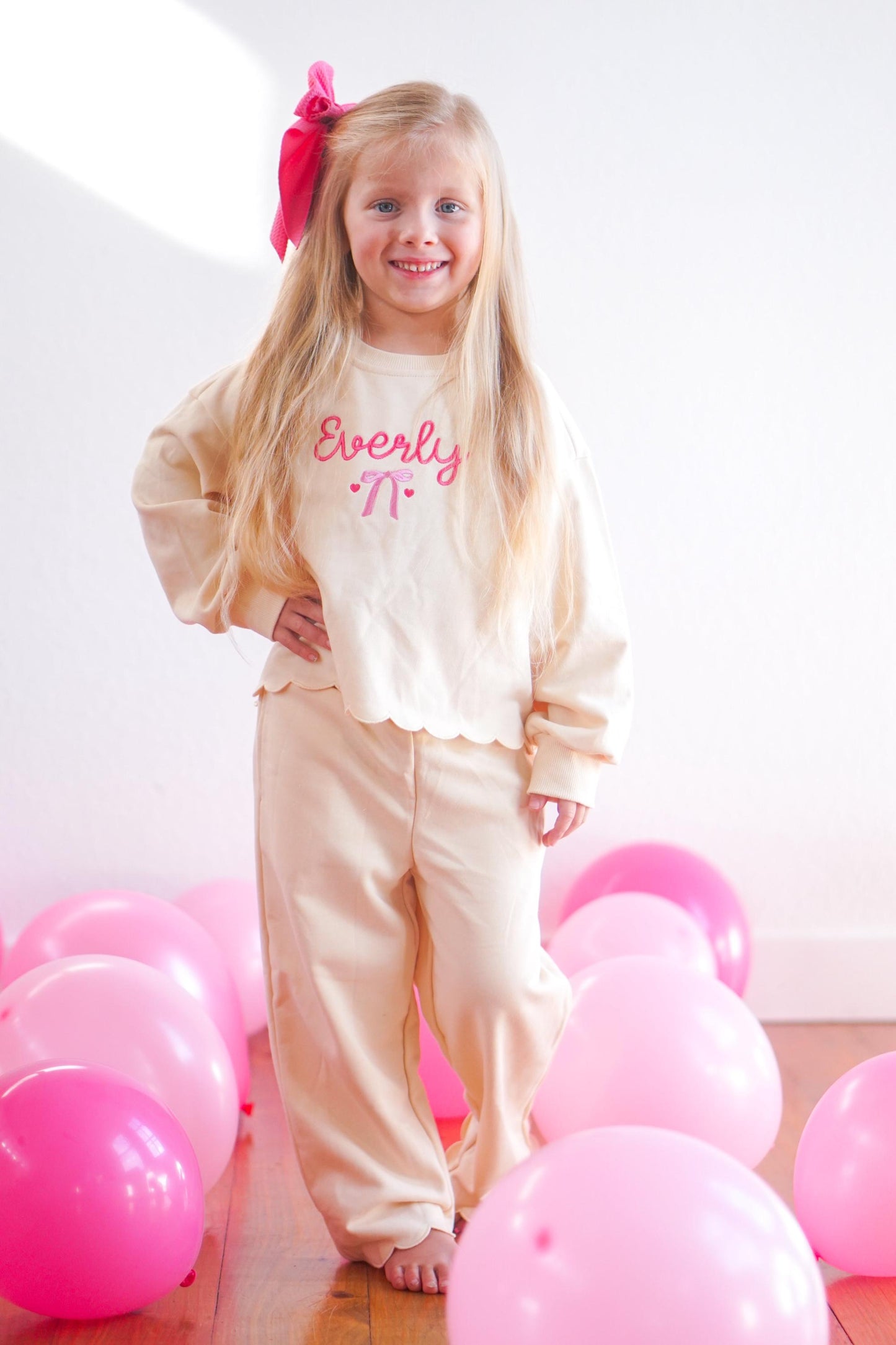 Custom Embroidered Valentine's Day Pink Bow & Hearts Scalloped Set - Cream