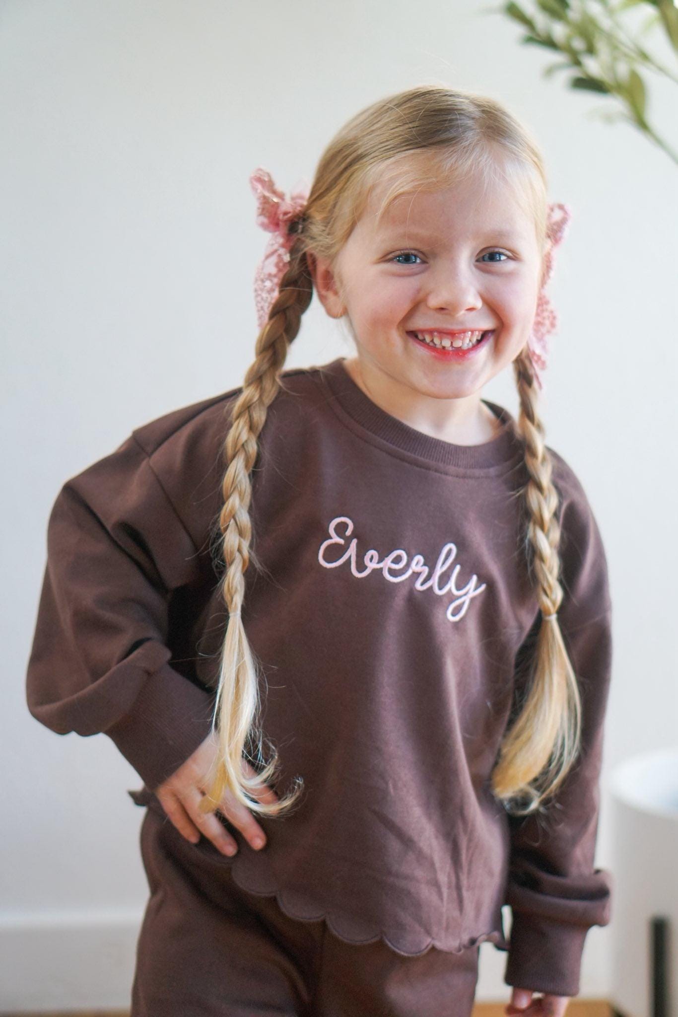 Custom Embroidered Girls Scalloped Set - Brown